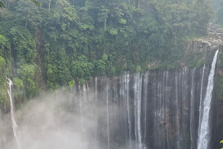 East Java Tours: 3 Days Mount Bromo & Mount Ijen Crater Tour start from Surabaya