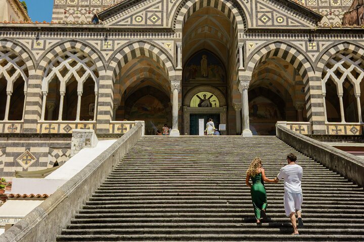 Small Group Amalfi Coast Boat Tour from Naples with Light Lunch