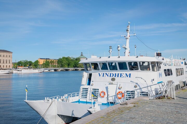 Stockholm Guided Archipelago Cruise Tour with Swedish Fika