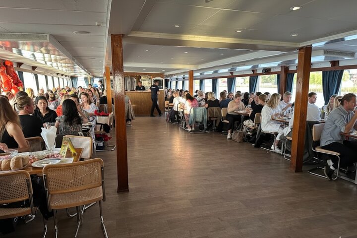 Stockholm Guided Archipelago Cruise Tour with Swedish Fika