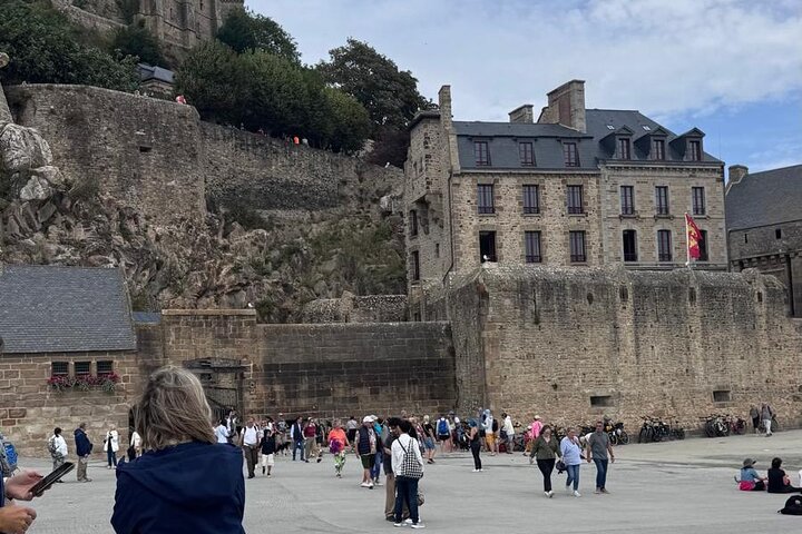 5-hour Private Tour of Mt St Michel From St Malo hotel or port
