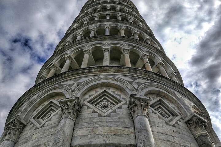 Livorno Florence and Pisa Low Cost Transfer