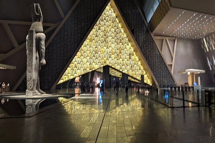 Private Tour Giza pyramids ,Sphinx and Grand Egyptian Museum GEM