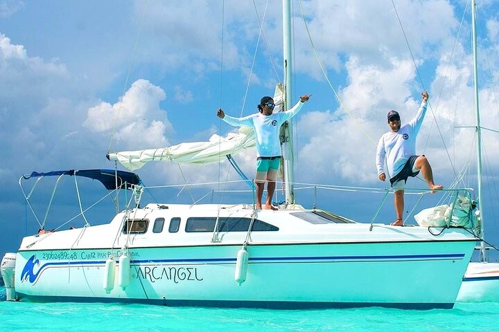 Tour Sailing boat 4 Hours