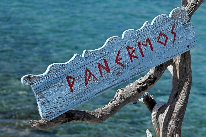 Naxos: Shared Traditional Boat Trip to Rina Cave from Panermos.