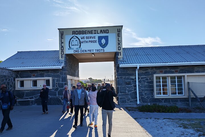Guided Robben Island Historic Prison Tour with Pickup & Drop-off