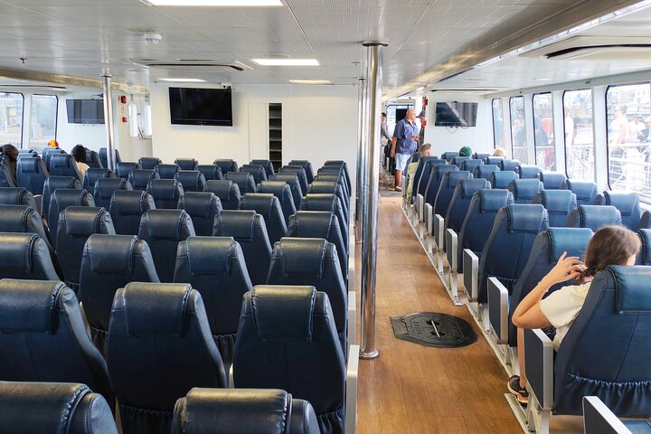 Guided Robben Island Historic Prison Tour with Pickup & Drop-off