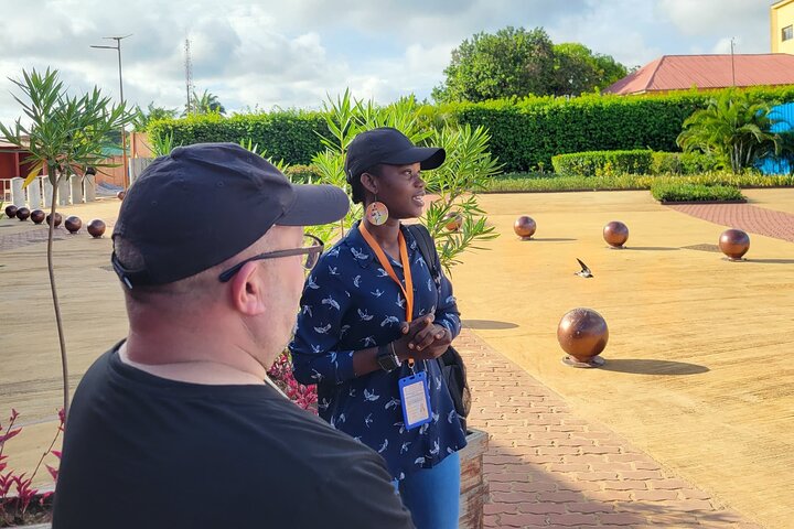 Guided tour of the essentials in Ouidah!