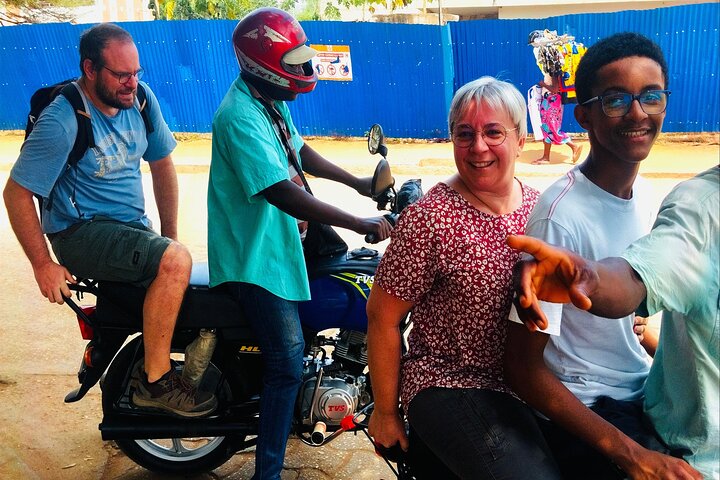 Guided tour of the essentials in Ouidah!