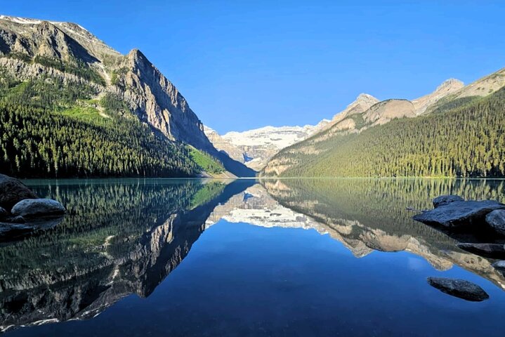 Moraine Lake Sunrise(2.5hrs)&Lake Louise(2hrs) from Canmore/Banff