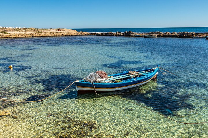 Ultimate Fun Tour : El Jem, Kairouan, Monastir (Pick Up Included)