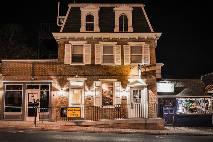Civil War Ghosts Boos and Booze Haunted Pub Crawl