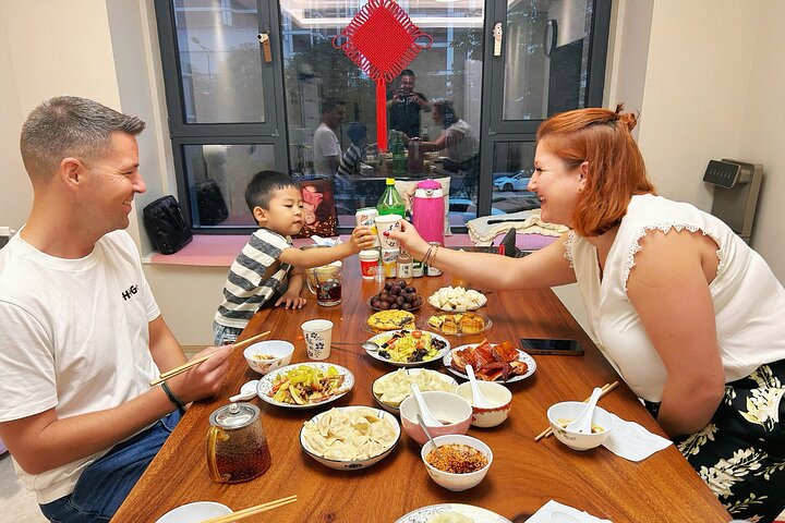 Xi'an: Exclusive Terracotta Army Tour & Local Family Lunch