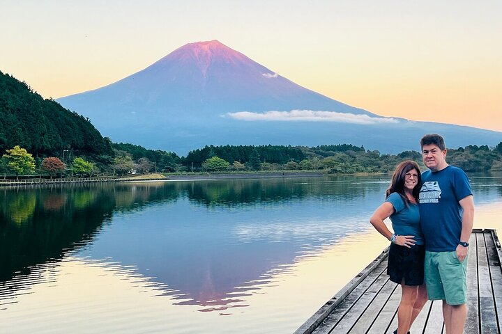 Fuji Highlights Group Car Tour by Shimizu Port with Local Guide