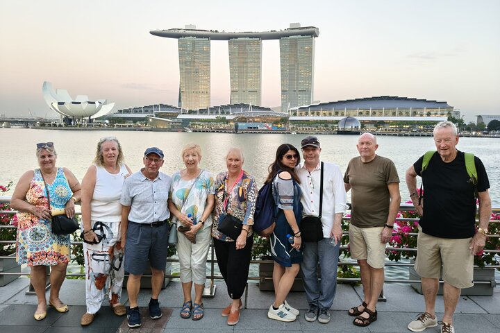 Singapore River Cruise and 2 Must-see Water Light Shows