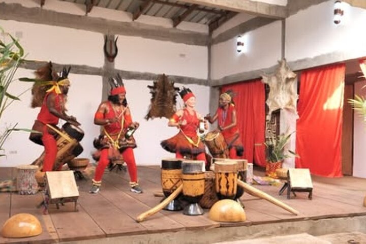 Cultural Rhythm Experience in Brazzaville - La Compagnie Kangou