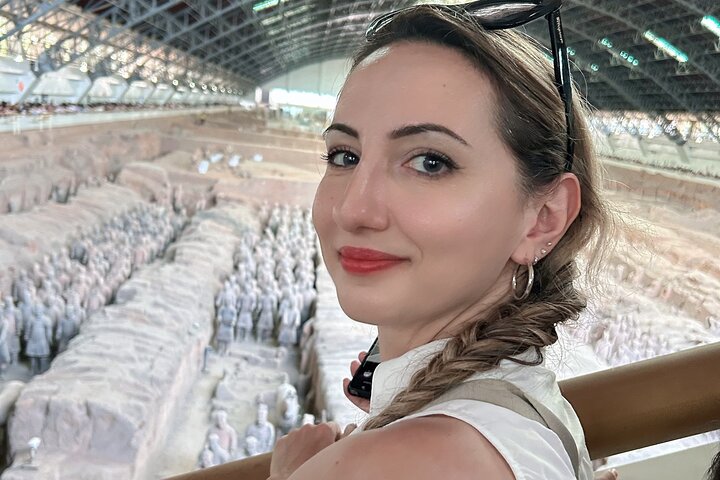 Xi'an: Exclusive Terracotta Army Tour & Local Family Lunch