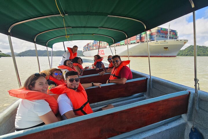 Gamboa Rainforest: Hike Trail, Boat Expedition & Optional Zipline