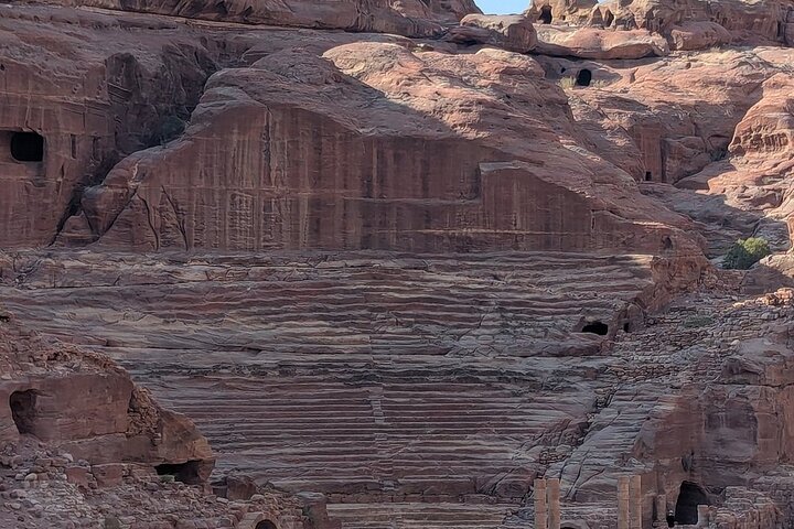 Petra Full Day Trip from Sharm El Sheikh with Lunch and Transfers