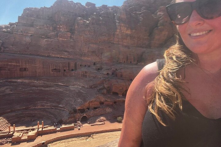 Petra Full Day Trip from Sharm El Sheikh with Lunch and Transfers