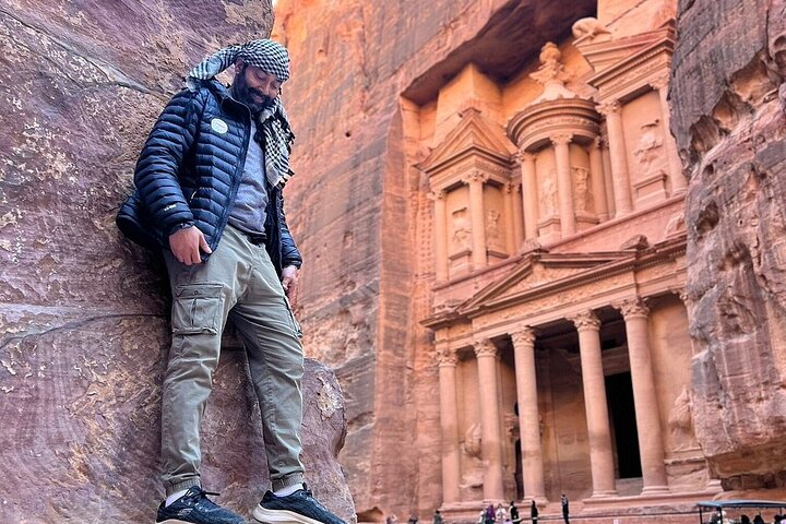 Petra Full Day Trip from Sharm El Sheikh with Lunch and Transfers