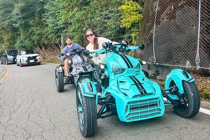 Mt. Fuji Scenic Trike Ride in Lake Kawaguchiko