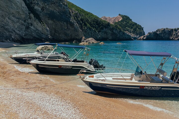 Zakynthos Private Cruise to Navagio and Blue Caves