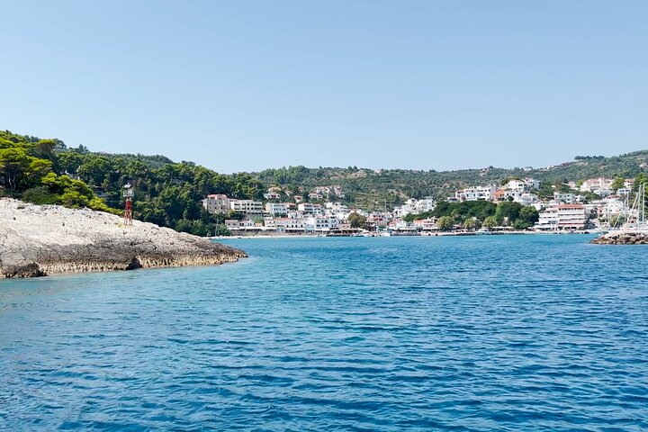 Island Hopping from Skiathos