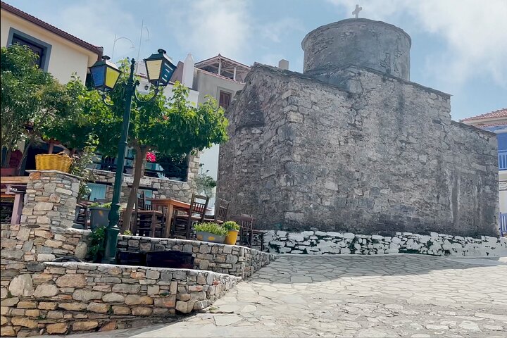 Island Hopping from Skiathos