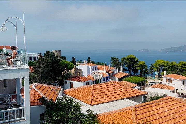 Island Hopping from Skiathos