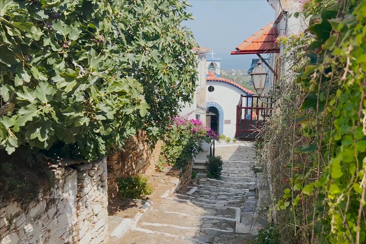 Island Hopping from Skiathos