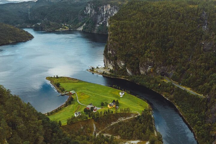 Bergen: Mostraumen Fjord Safari - by Premium RIB Boat