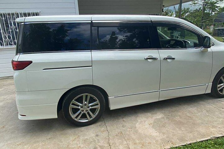 Solo Traveller Tonga 3.5 Hour Island Tour