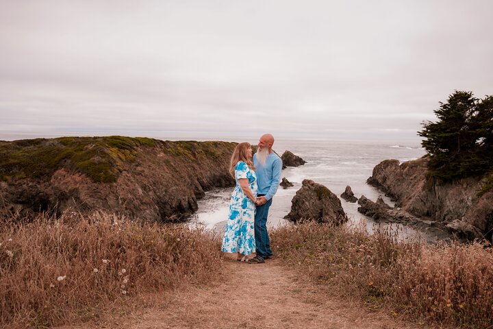 Private Vacation Photoshoot with Photographer in Mendocino