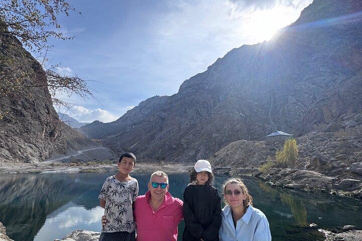 Samarkand: Tajikistan Seven lakes Day trip with lunch