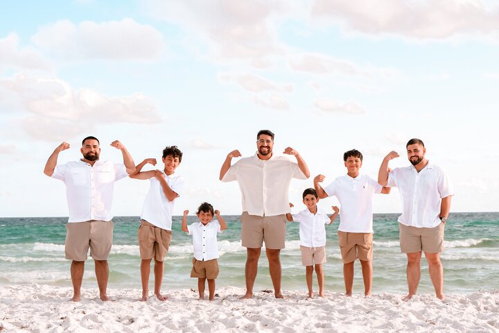 Private Vacation Photoshoot with Photographer in Nantucket