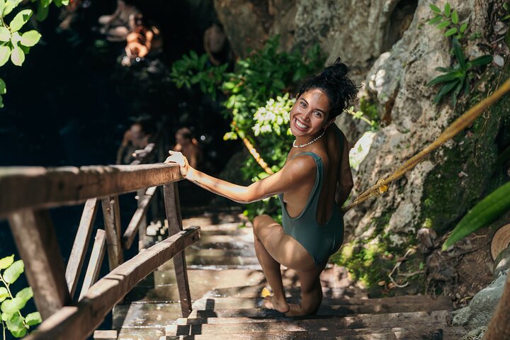 Uxmal, two Amazing Cenotes & Local Food Tour from Mérida