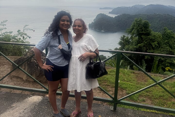 Port of Spain City Highlights \ Maracas Beach Package Tour