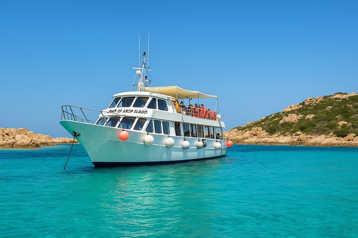 Olbia : Magdalene Archipelago Boat Tour + transfer included
