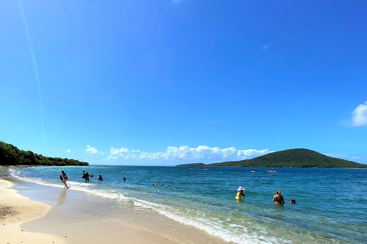 Culebra Ferry Tickets & Round-Trip Transport from San Juan