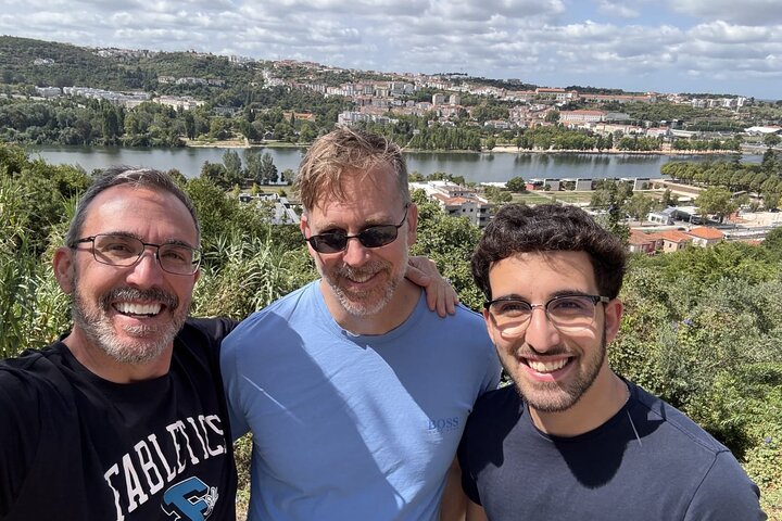 Douro Valley to Lisbon with Coimbra, Fatima, Tomar, Nazaré, Óbidos