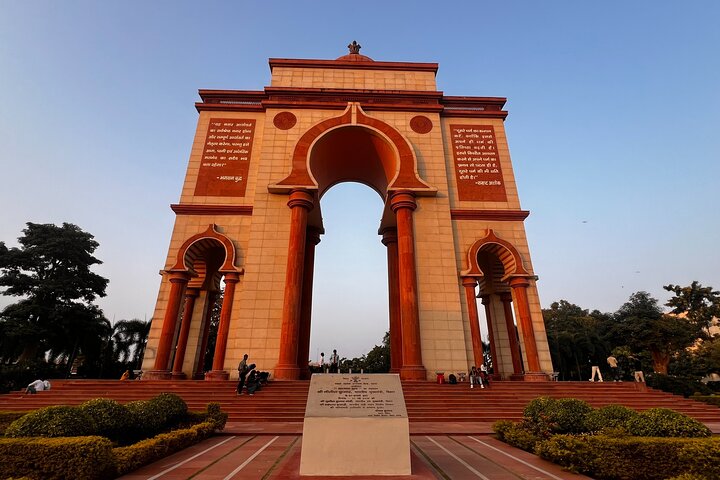 Patna Full Day Guided Tour by Private Cab