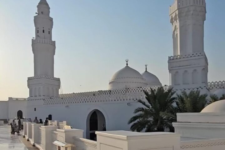 Private Guided Ziyarat Tour of Madinah.