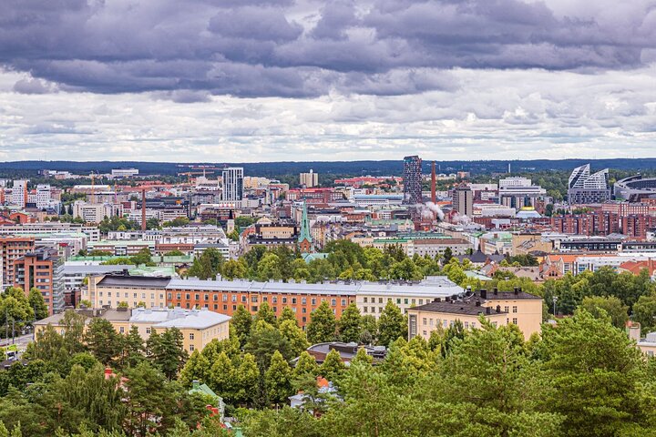 Tampere Private Walking Tour with a Local