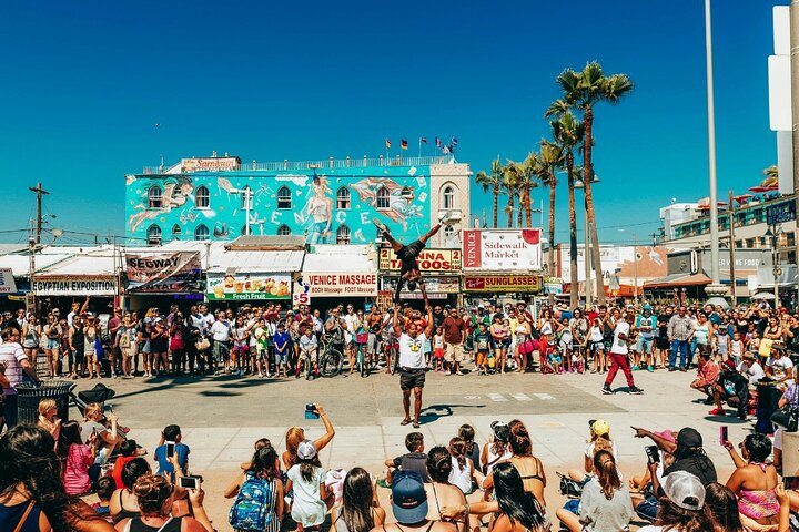 Tour of LA, Hollywood, Beverly Hills and Beach with Hotel Pickup
