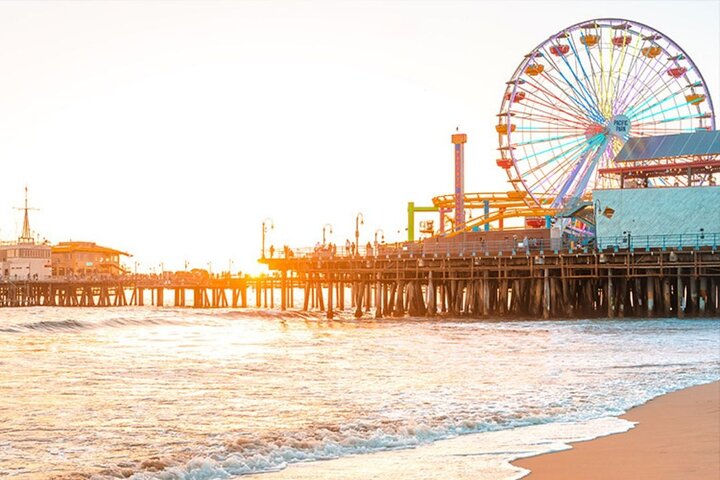 Tour of LA, Hollywood, Beverly Hills and Beach with Hotel Pickup