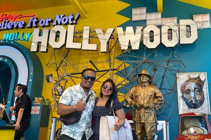 Tour of LA, Hollywood, Beverly Hills and Beach with Hotel Pickup