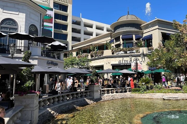 Tour of LA, Hollywood, Beverly Hills and Beach with Hotel Pickup