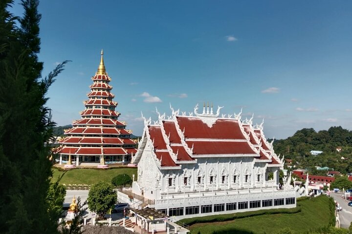 Chiang Rai White Temple, Blue Temple and more from Chiang Mai