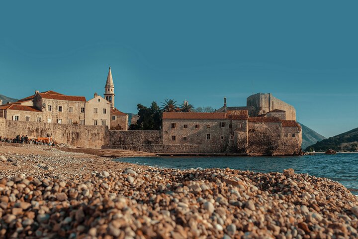 Tirana: Day Tour to Montenegro, Budva and Sveti Stefan